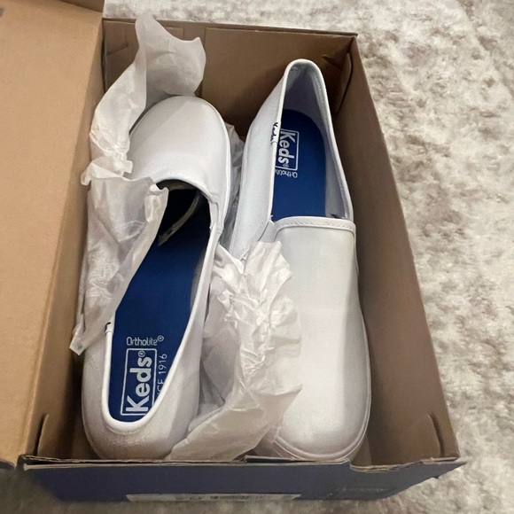 Keds White Canvas Ortholite Slip-Ons - Picture 5 of 5